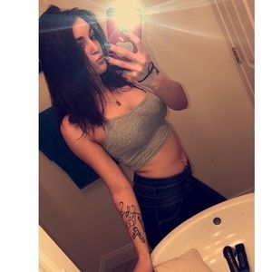 Meet your Posher, Alexis